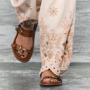 Zara brown BUCKLED SANDALS 1609/310